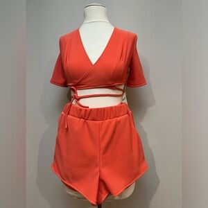 TIFFANYSLABEL ORANGE SHORTS WITH ELASTIC BAND AND POCKETS